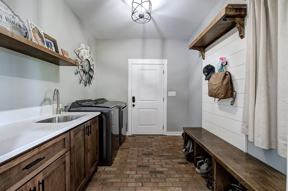 1084 Shahan Lane La Fayette, GA 30728