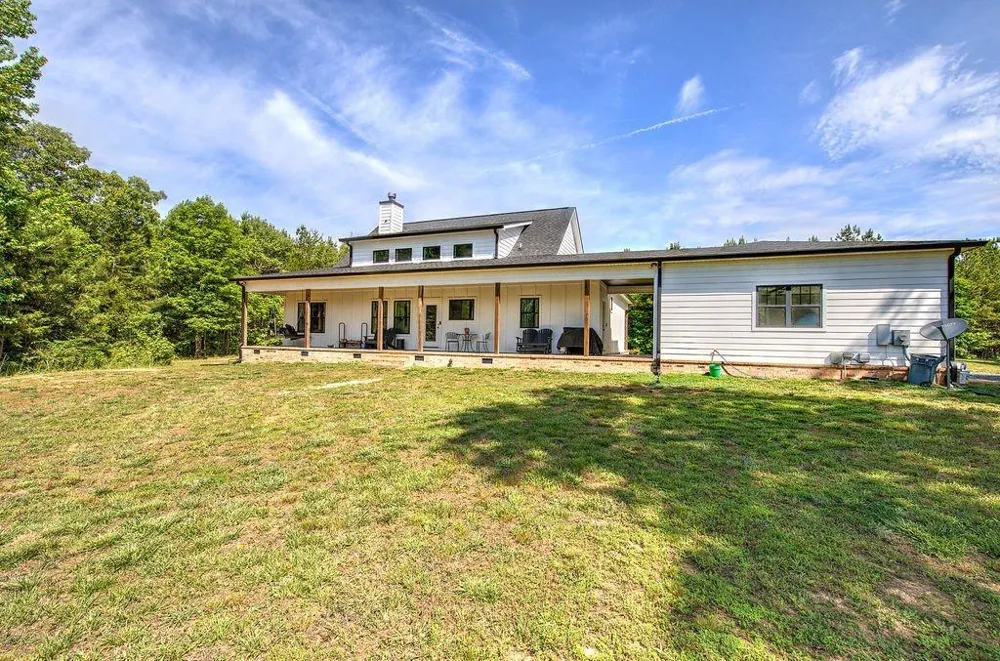 1084 Shahan Lane La Fayette, GA 30728