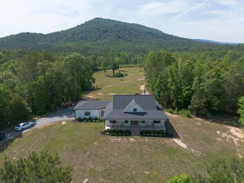 1084 Shahan Lane La Fayette, GA 30728