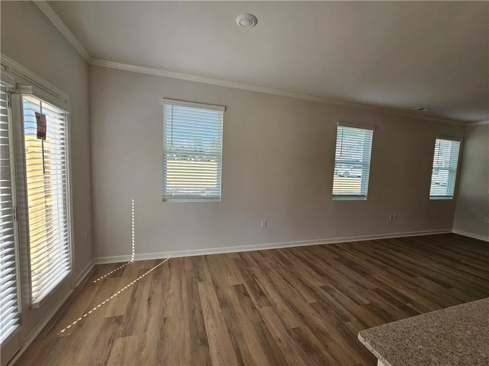 27 Berryville Drive Dawsonville, GA 30534