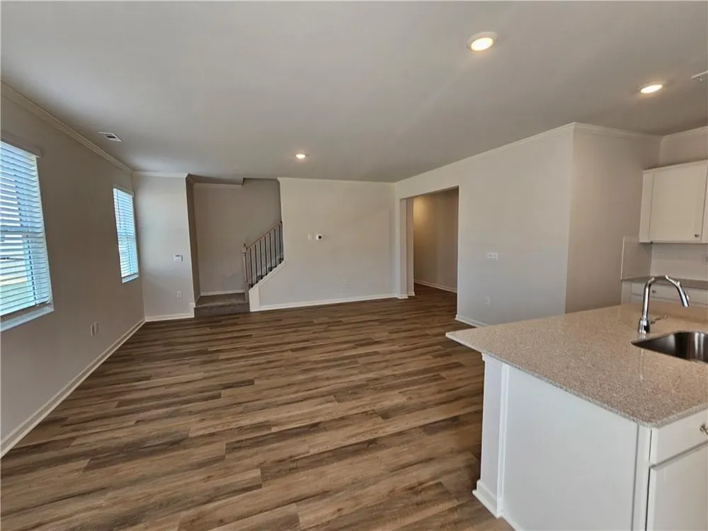 27 Berryville Drive Dawsonville, GA 30534