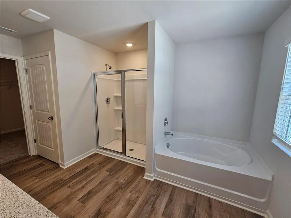 27 Berryville Drive Dawsonville, GA 30534