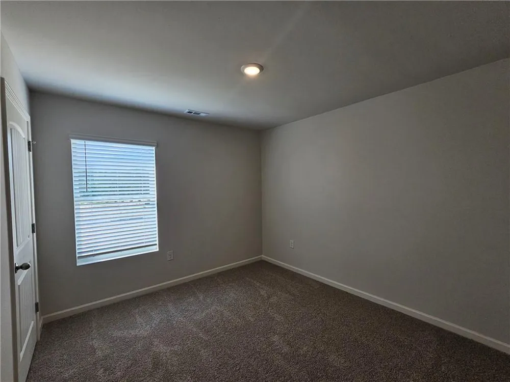 27 Berryville Drive Dawsonville, GA 30534