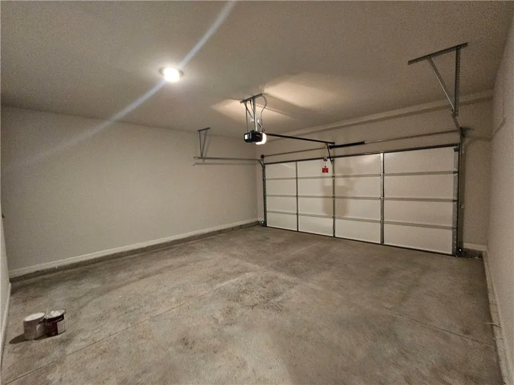 27 Berryville Drive Dawsonville, GA 30534