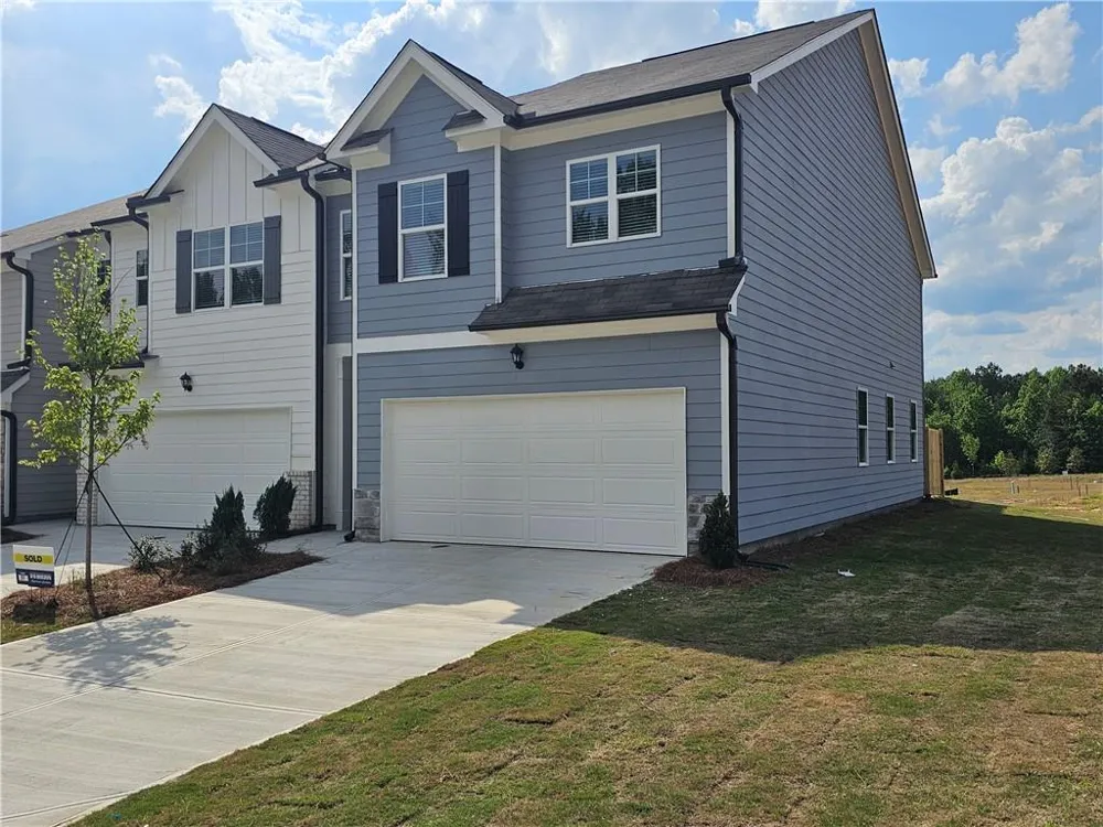 27 Berryville Drive Dawsonville, GA 30534