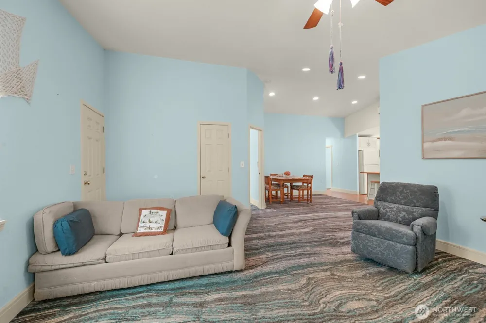 28103 R STREET Ocean Park, WA 98640