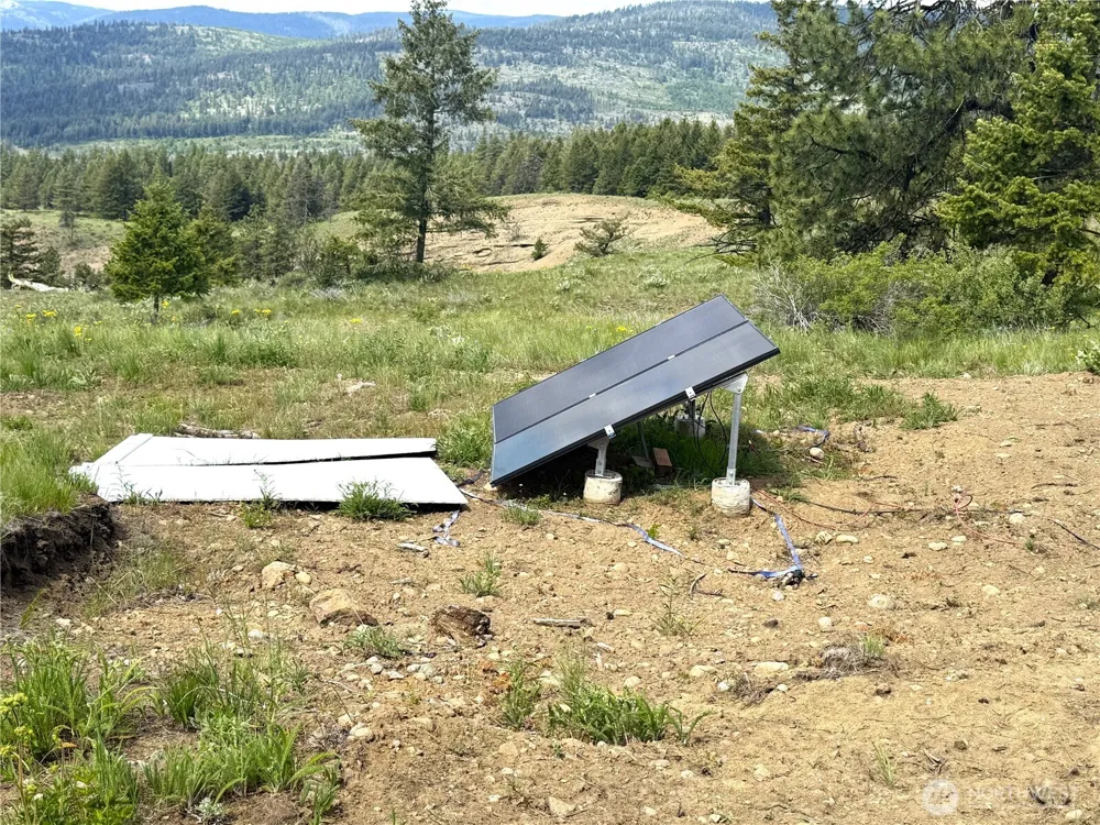 19 Union Ridge Spur Road Republic, WA 99166