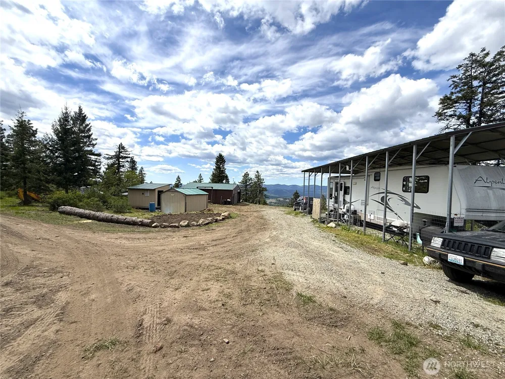 19 Union Ridge Spur Road Republic, WA 99166