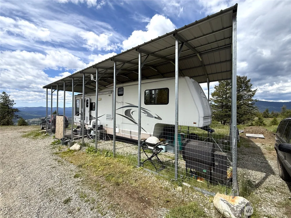 19 Union Ridge Spur Road Republic, WA 99166