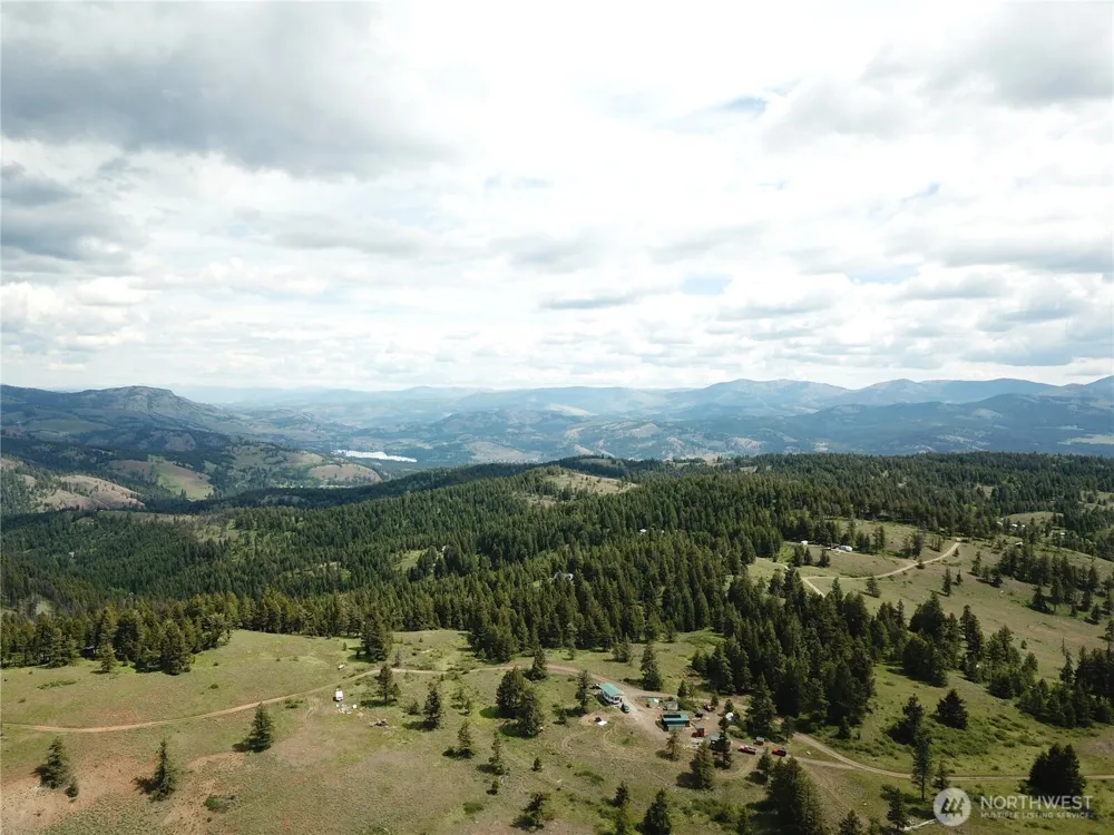 19 Union Ridge Spur Road Republic, WA 99166