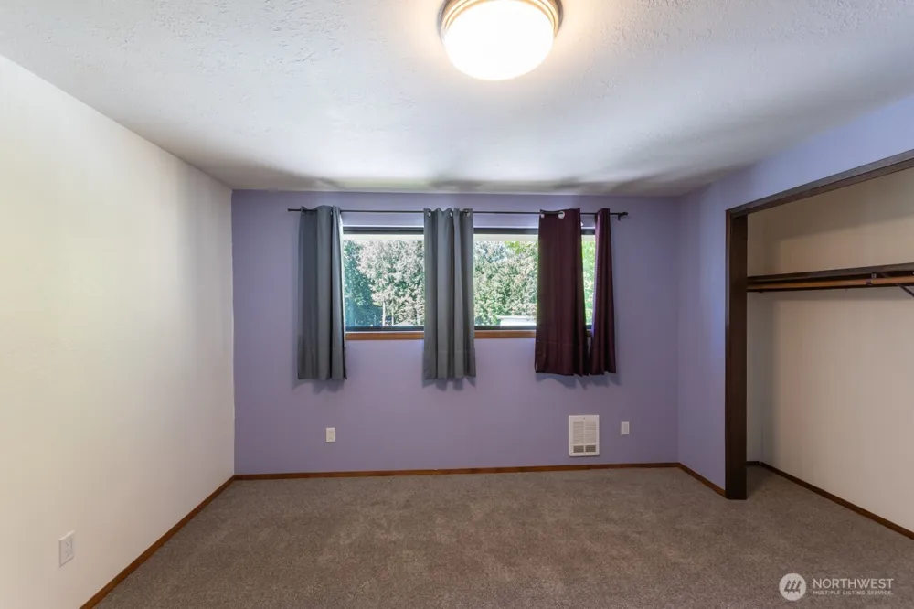63 E Arnette Road Port Angeles, WA 98362