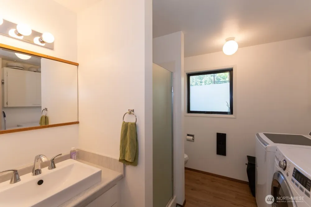 63 E Arnette Road Port Angeles, WA 98362