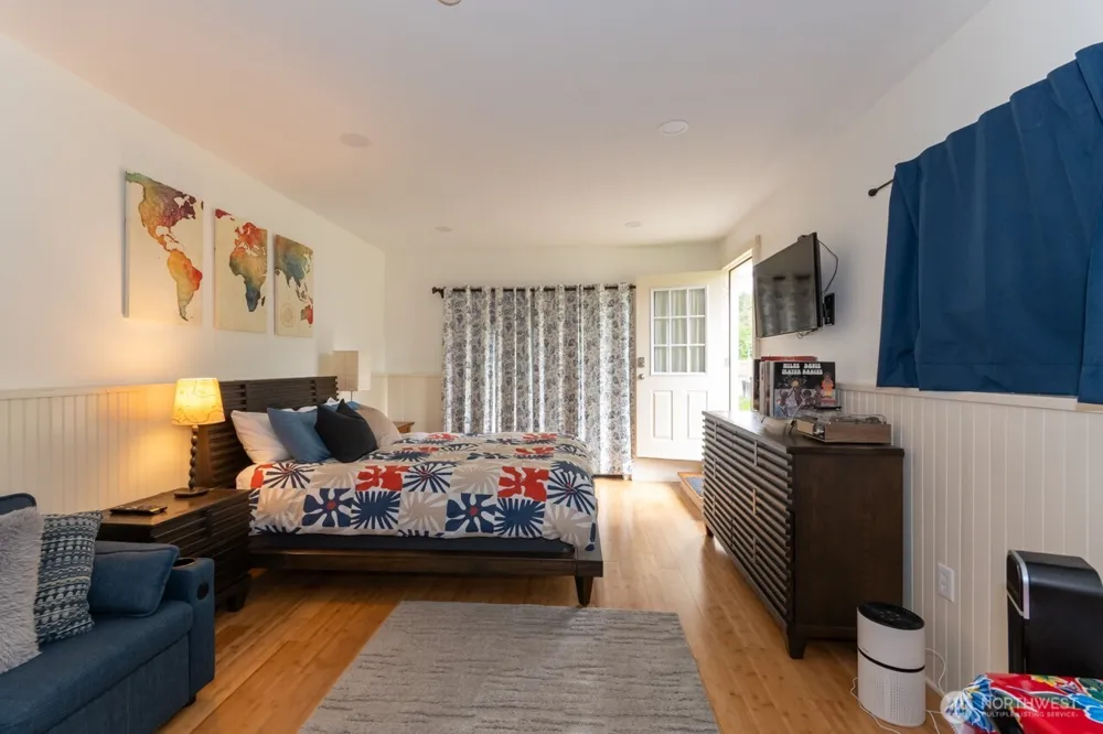 63 E Arnette Road Port Angeles, WA 98362