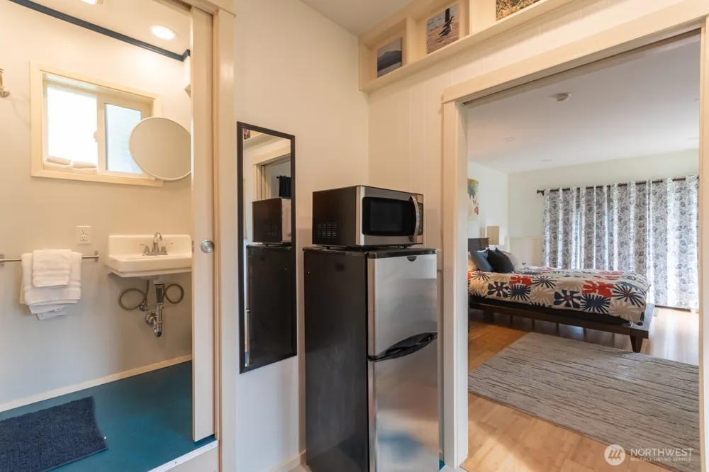 63 E Arnette Road Port Angeles, WA 98362