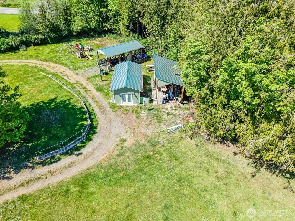 63 E Arnette Road Port Angeles, WA 98362