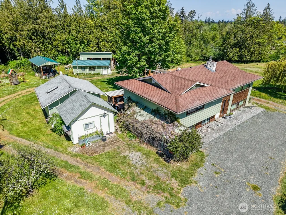 63 E Arnette Road Port Angeles, WA 98362