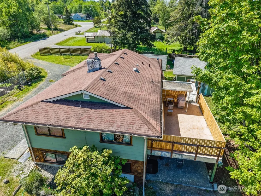 63 E Arnette Road Port Angeles, WA 98362