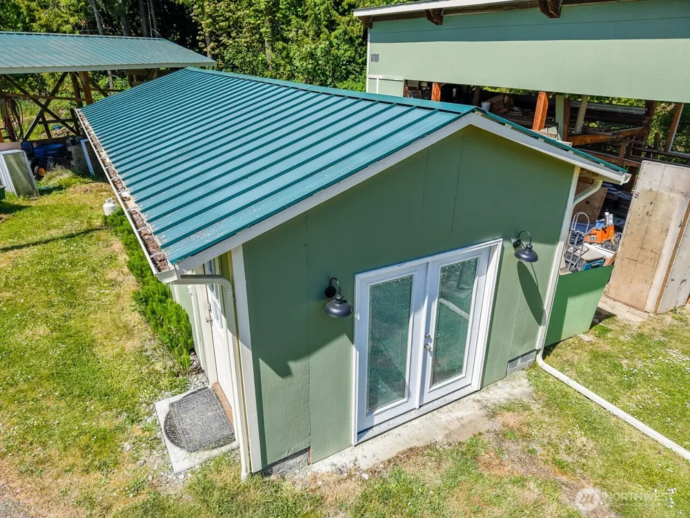 63 E Arnette Road Port Angeles, WA 98362