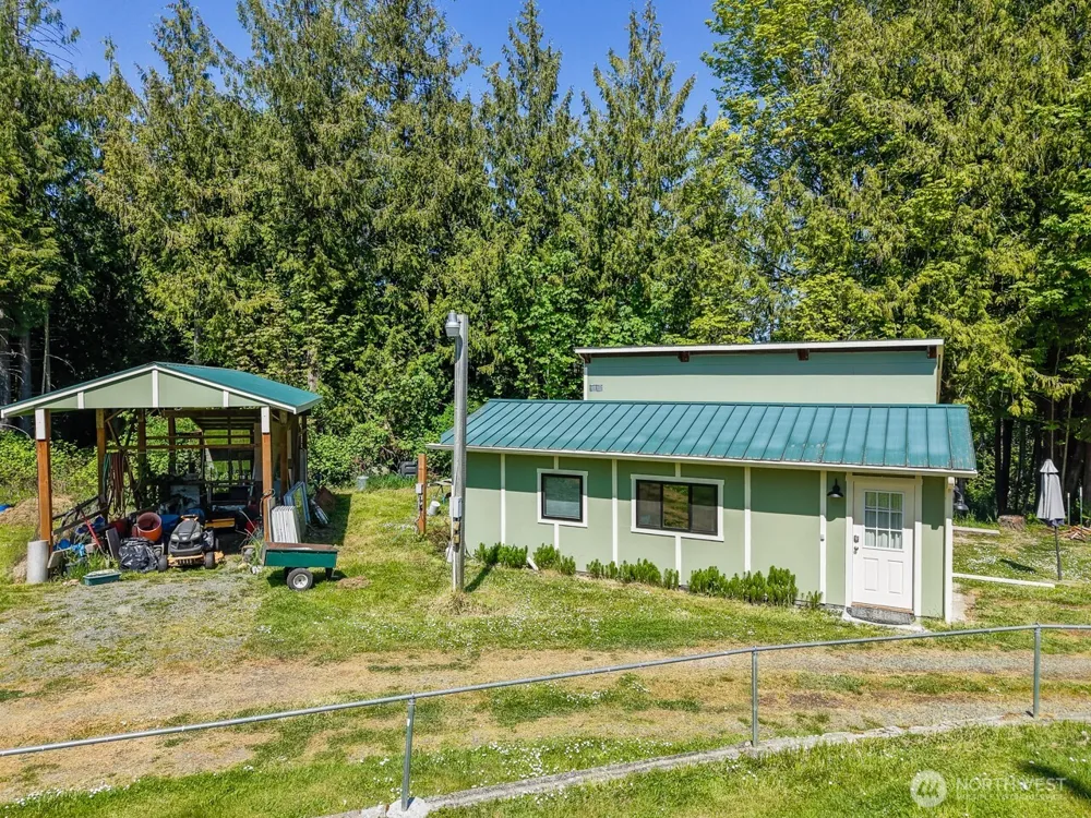 63 E Arnette Road Port Angeles, WA 98362