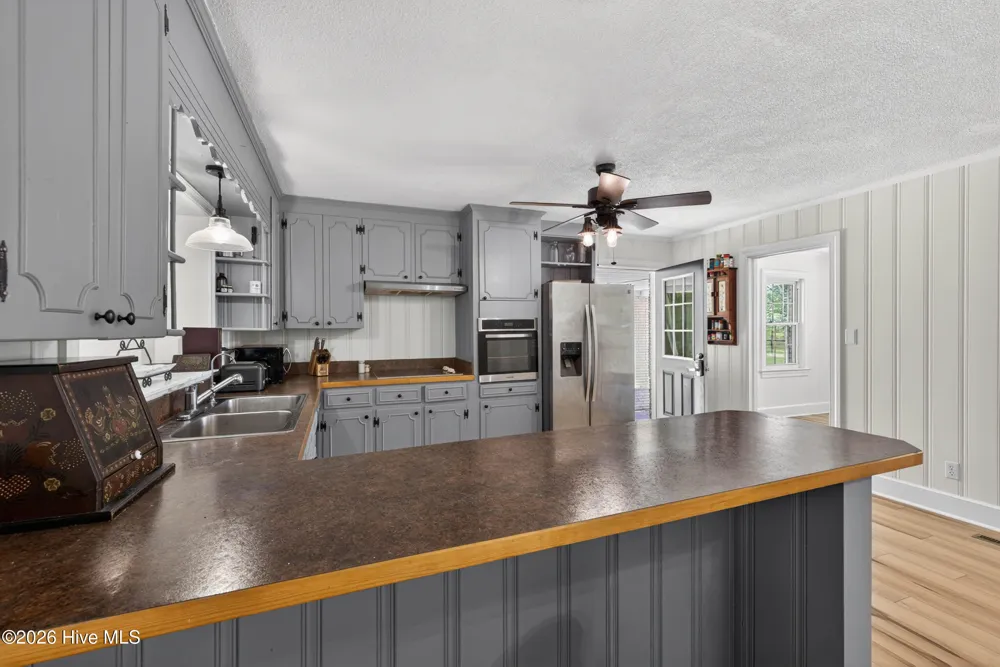 437 E Wards Bridge Road Kenansville, NC 28349
