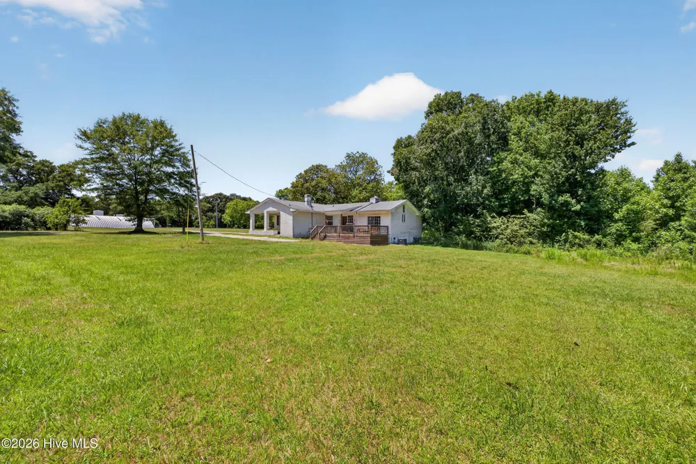 437 E Wards Bridge Road Kenansville, NC 28349