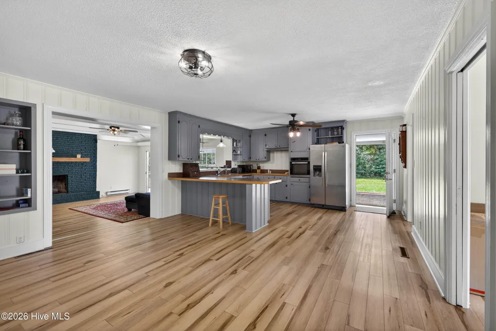 437 E Wards Bridge Road Kenansville, NC 28349