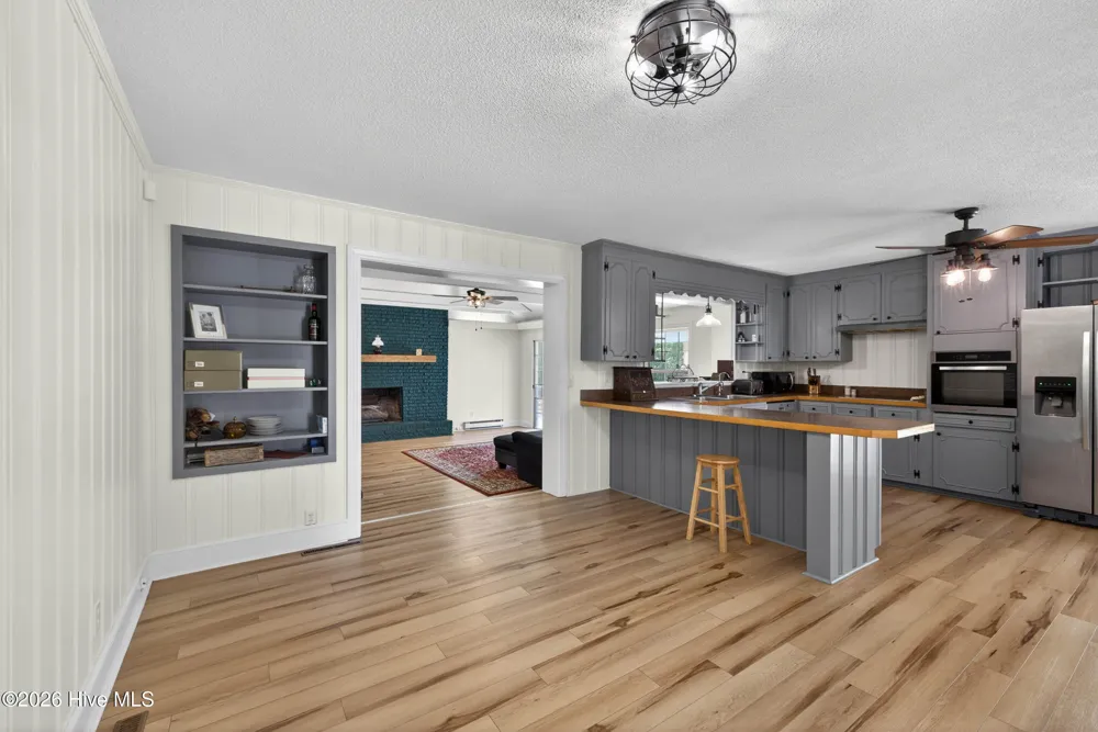437 E Wards Bridge Road Kenansville, NC 28349