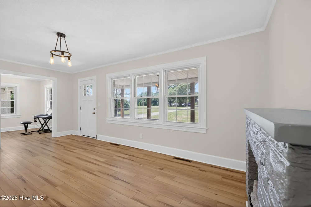 437 E Wards Bridge Road Kenansville, NC 28349