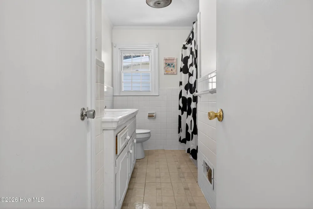 437 E Wards Bridge Road Kenansville, NC 28349