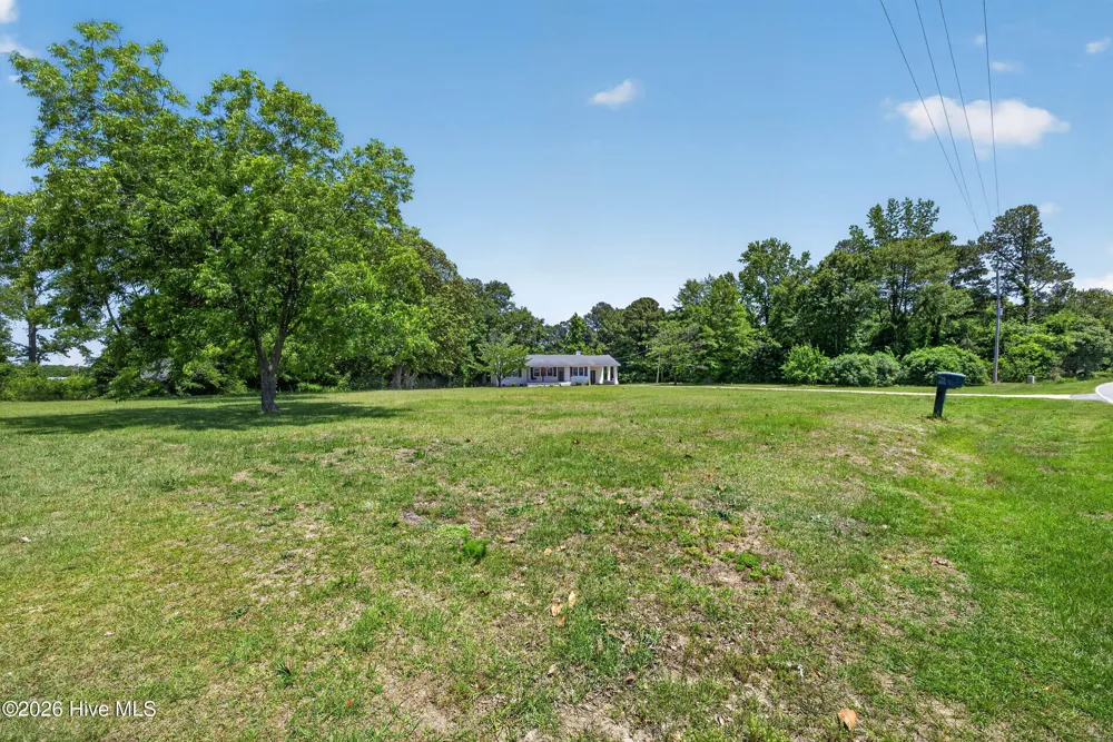 437 E Wards Bridge Road Kenansville, NC 28349