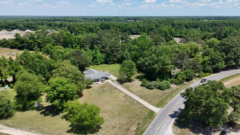 437 E Wards Bridge Road Kenansville, NC 28349