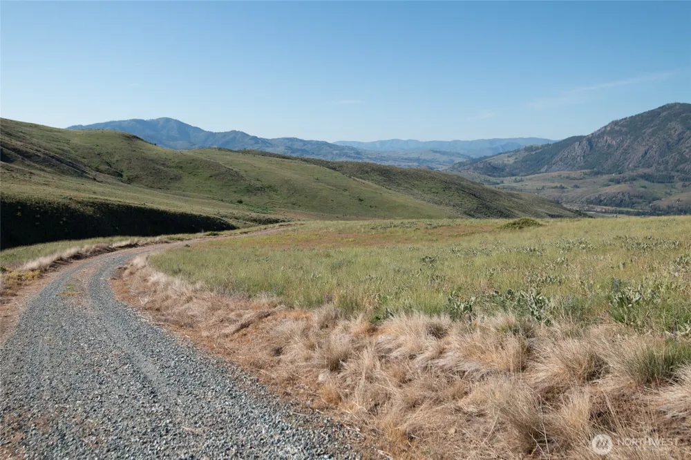 32 Maggies Road Twisp, WA 98856