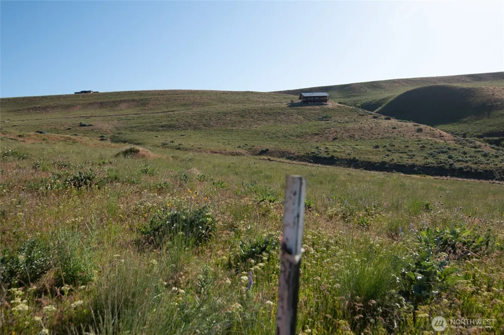 32 Maggies Road Twisp, WA 98856