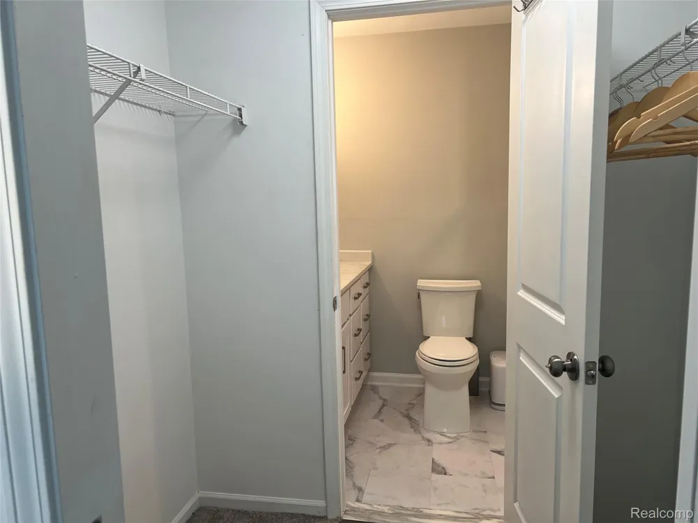3591 PORT COVE DRIVE #55 Waterford Charter Township, MI 48328