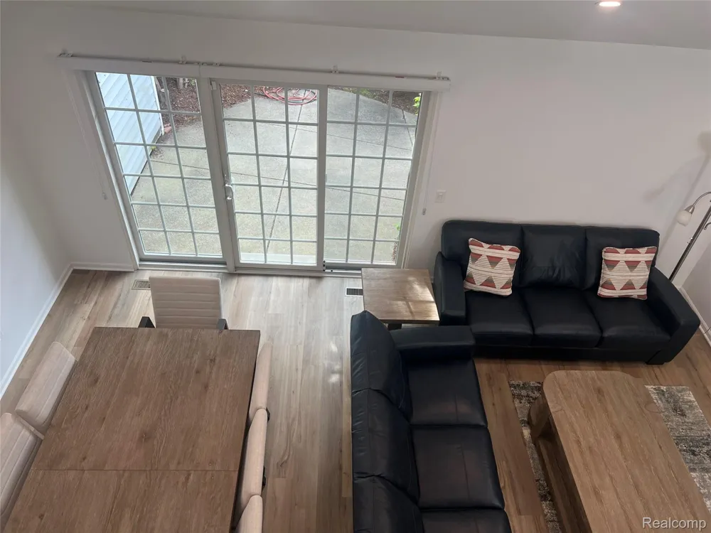 3591 PORT COVE DRIVE #55 Waterford Charter Township, MI 48328