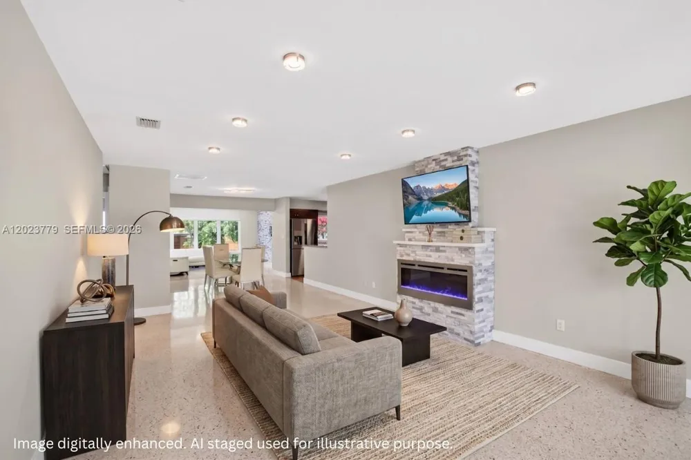 709 NW 9th Ct Hallandale Beach, FL 33009