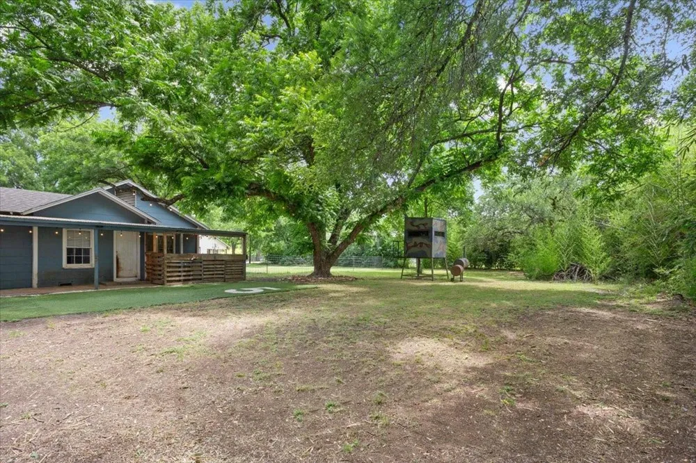 802 Avenue A Valley Mills, TX 76689