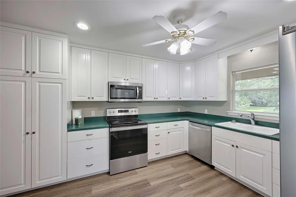3545 E I 10 Frontage Road Schulenburg, TX 78956