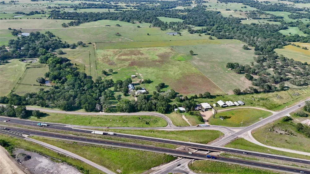 3545 E I 10 Frontage Road Schulenburg, TX 78956