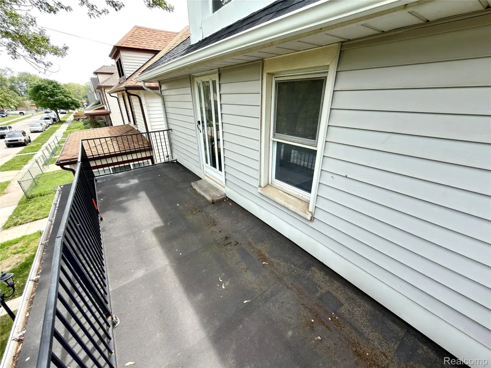 114 Pine Street River Rouge City, MI 48218