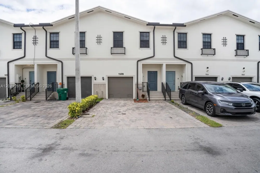 1170 SW 7th Ct #1170 Florida City, FL 33034