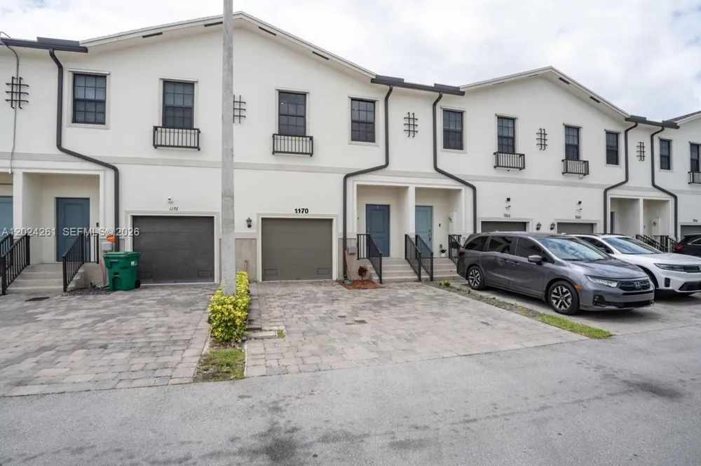 1170 SW 7th Ct #1170 Florida City, FL 33034