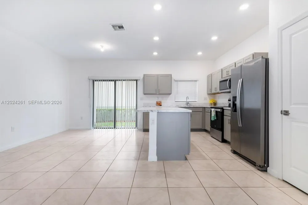 1170 SW 7th Ct #1170 Florida City, FL 33034