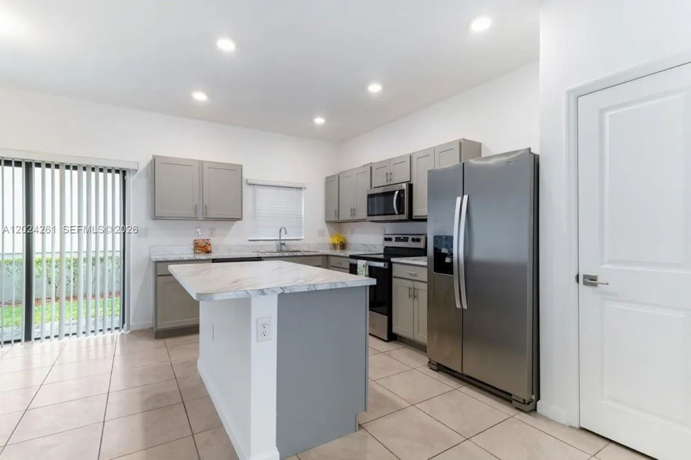 1170 SW 7th Ct #1170 Florida City, FL 33034
