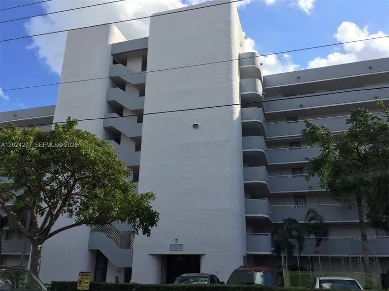 1650 NE 115th St #609 Miami, FL 33181