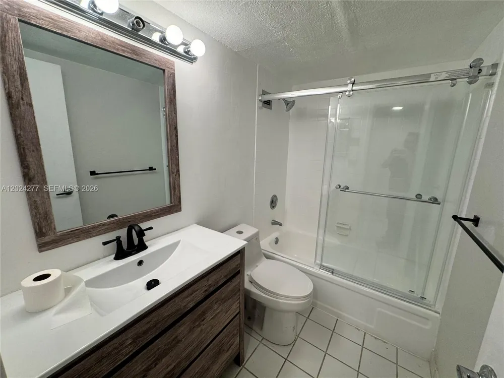 1650 NE 115th St #609 Miami, FL 33181