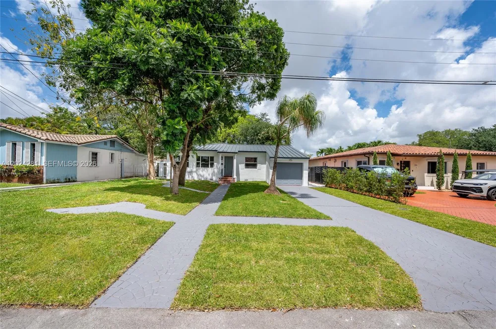 264 Navajo St Miami Springs, FL 33166