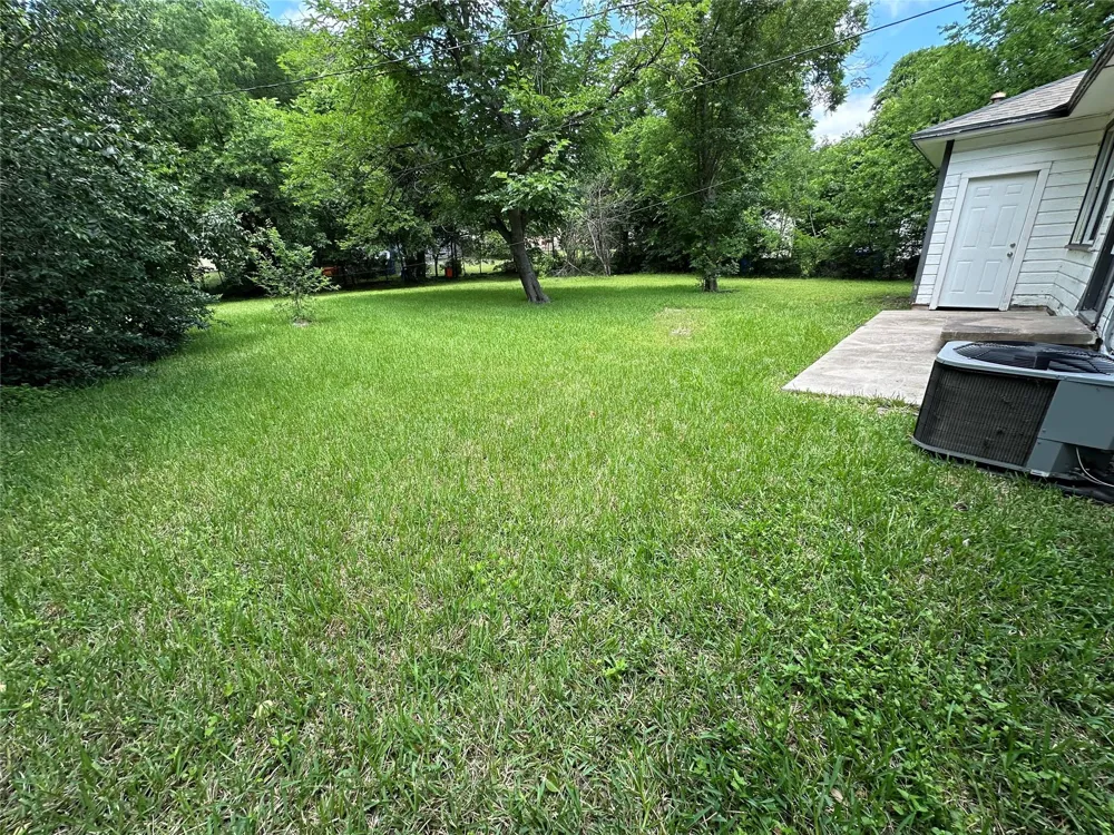 3813 James Avenue Waco, TX 76711