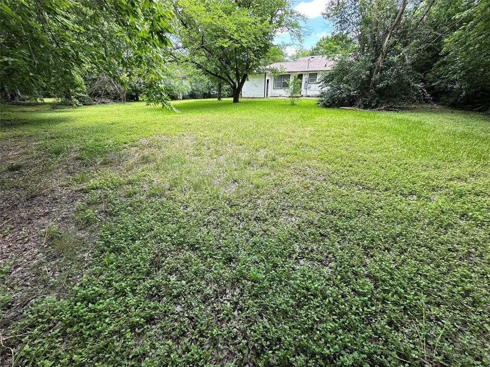3813 James Avenue Waco, TX 76711