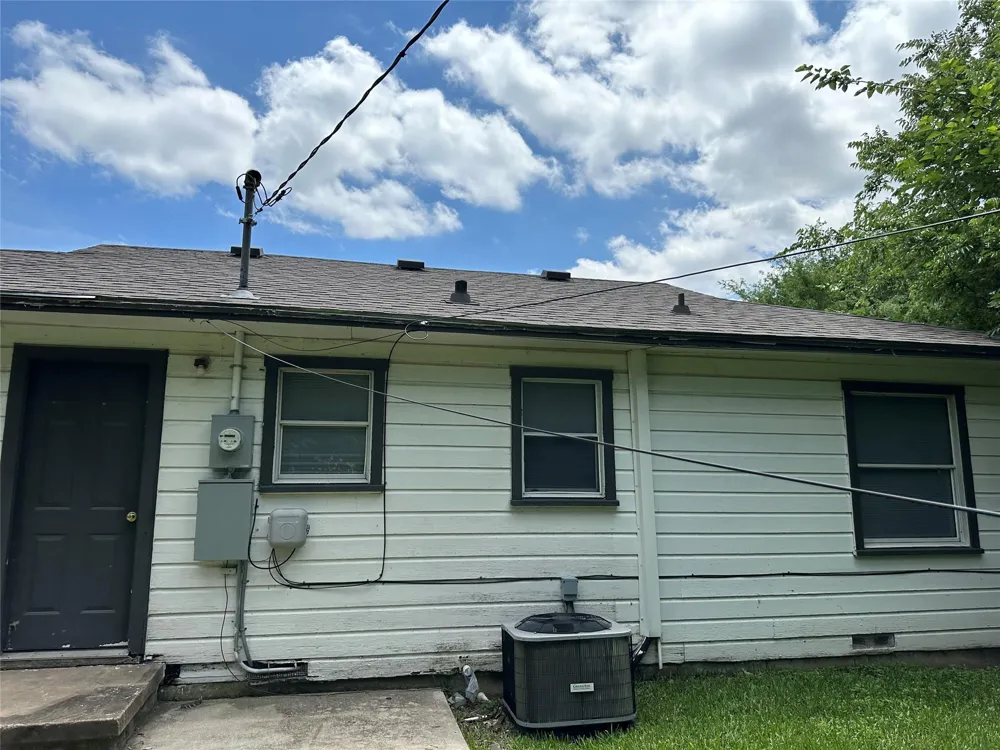 3813 James Avenue Waco, TX 76711